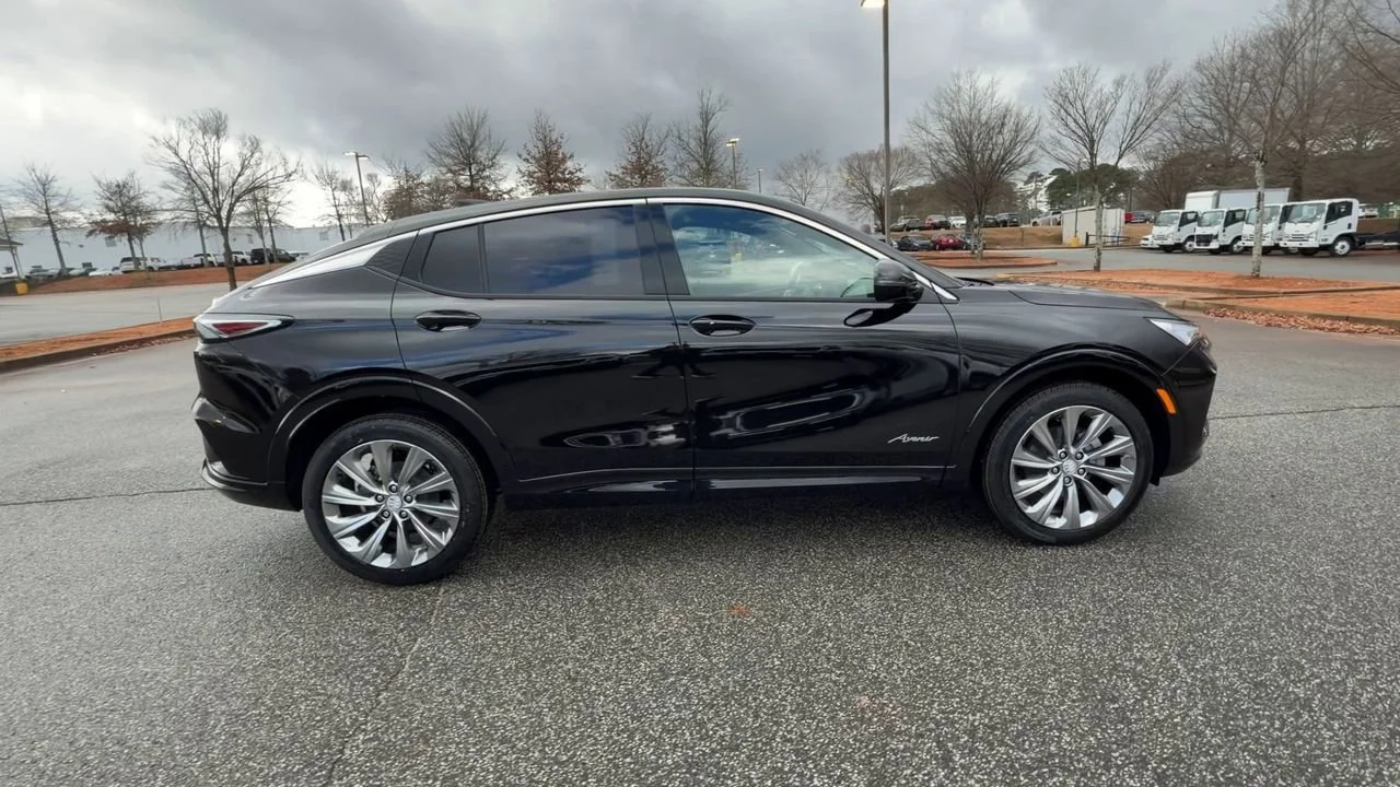 New 2026 Ebony Twilight Metallic Buick Avenir image 9