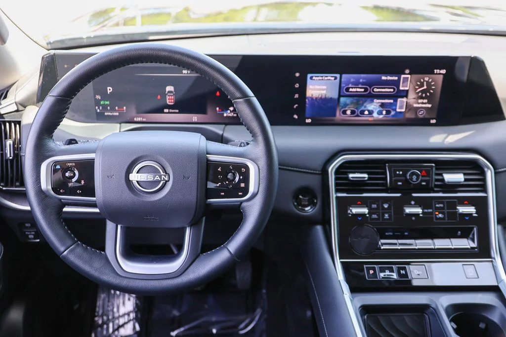 2025 Nissan Armada SV - Photo 6