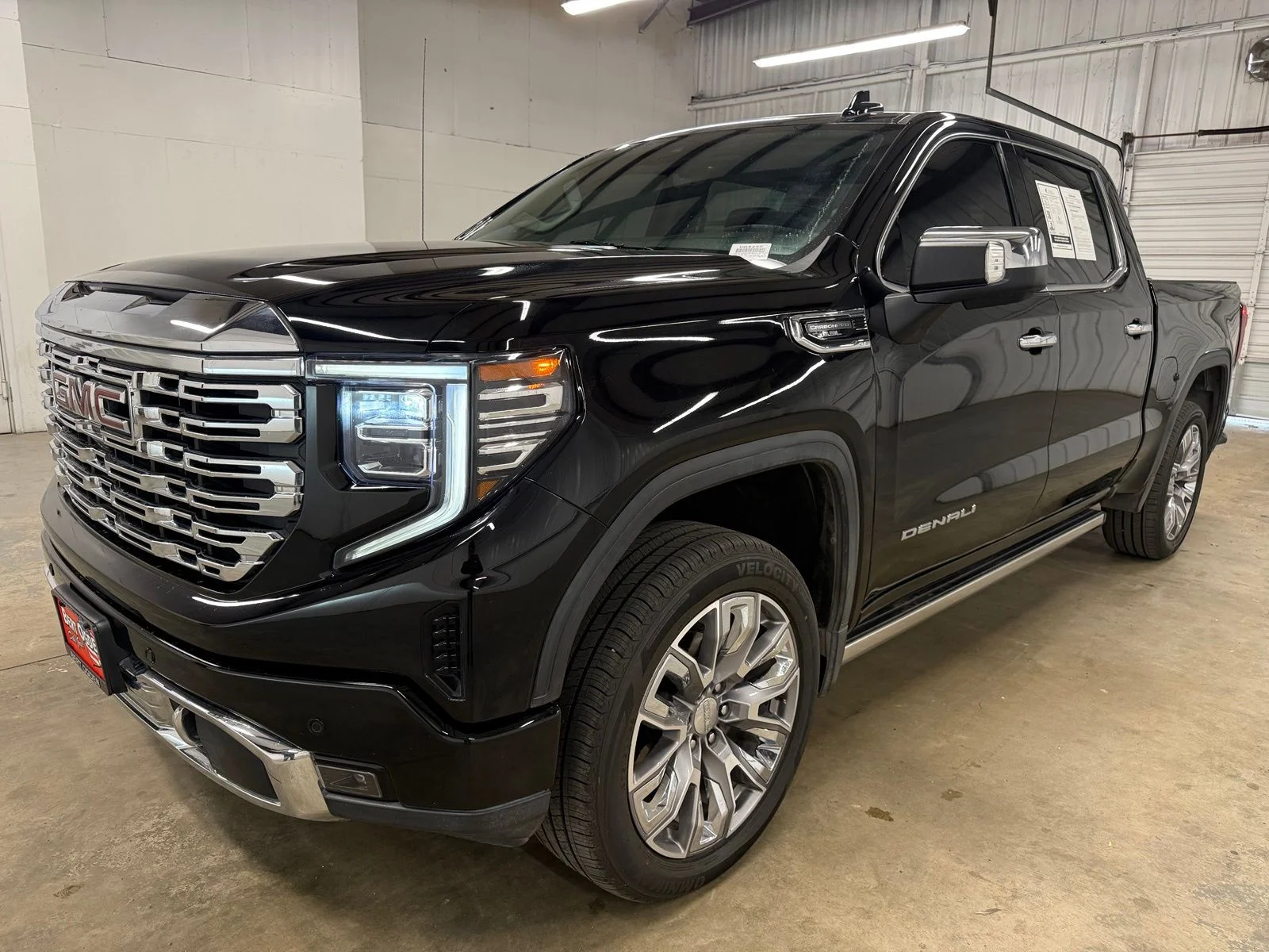 Used 2024 Black GMC Denali image 2