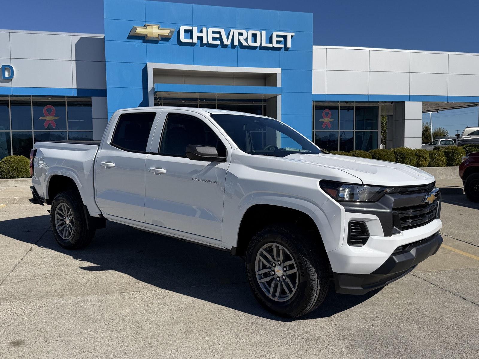 2026 Chevrolet Colorado LT - Photo 39