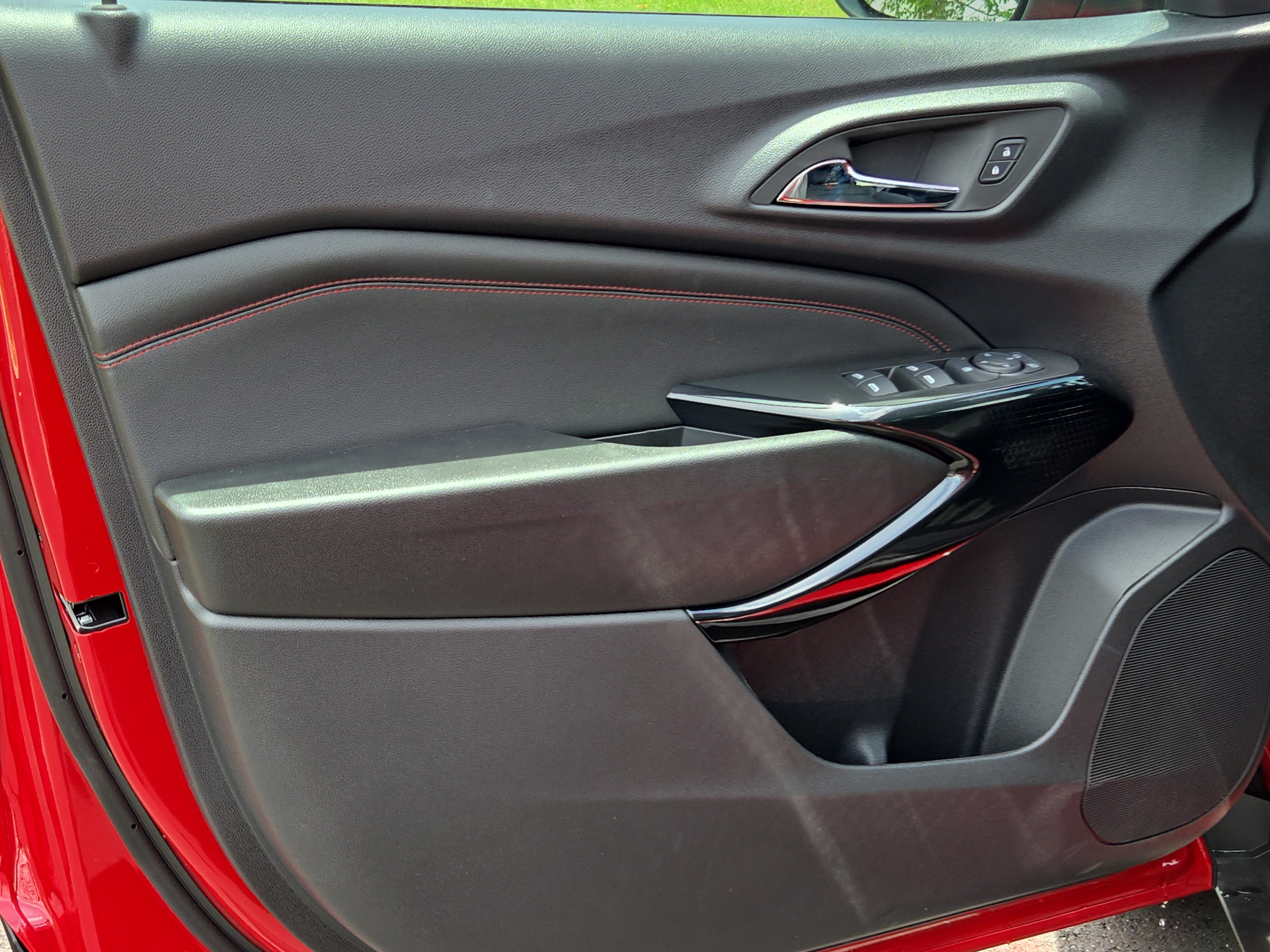 2026 Chevrolet Trax RS - Photo 18