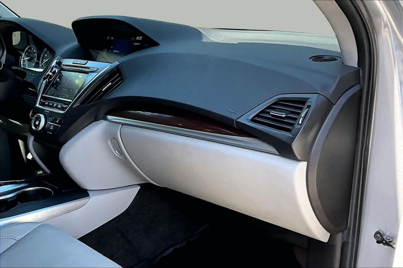 Used 2016 Lunar Silver Metallic Acura w/Advance image 19