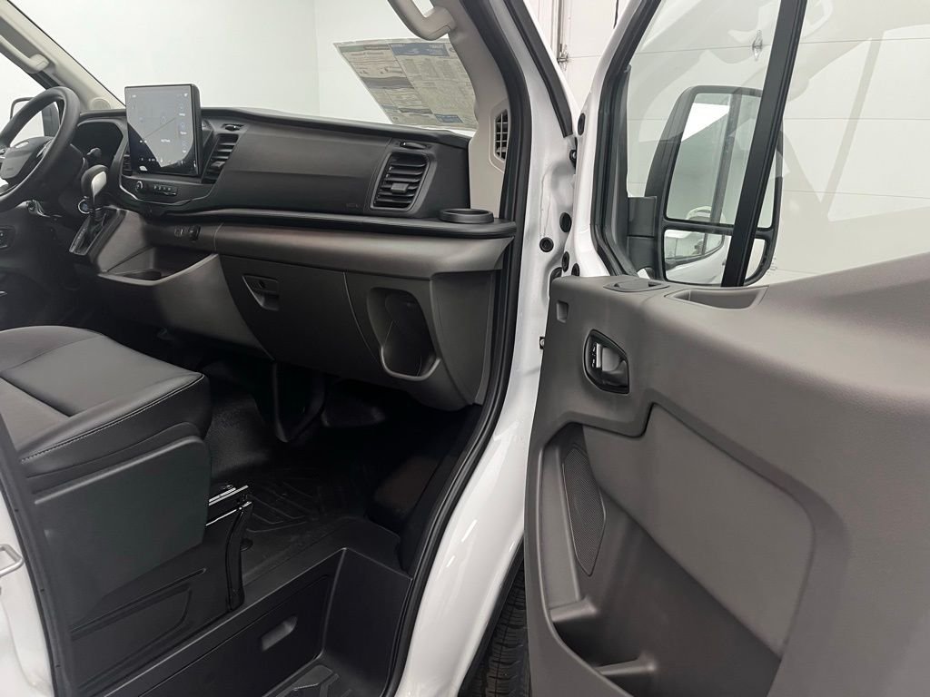 New 2026 White Ford Base image 28