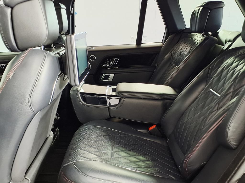 Used 2021 Black Land Rover SV Autobiography Dynamic image 11