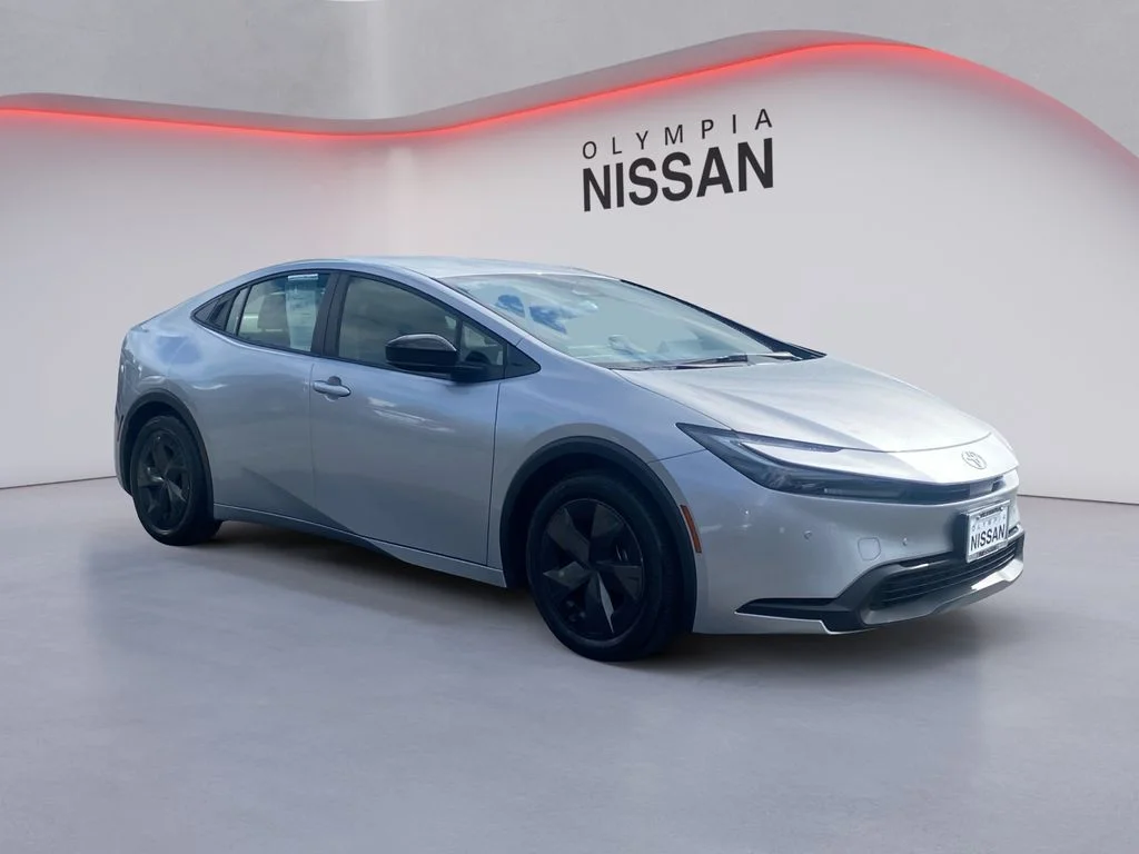 Used 2025 Gray Toyota LE image 9