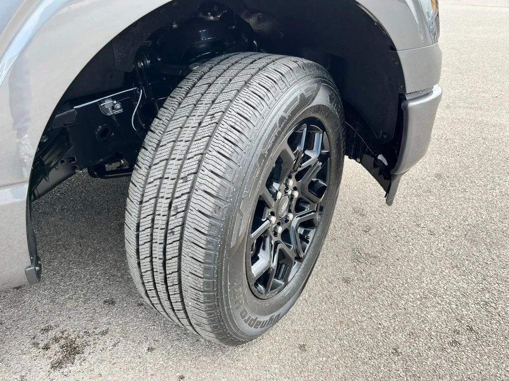 New 2026 Gray Ford XLT image 6