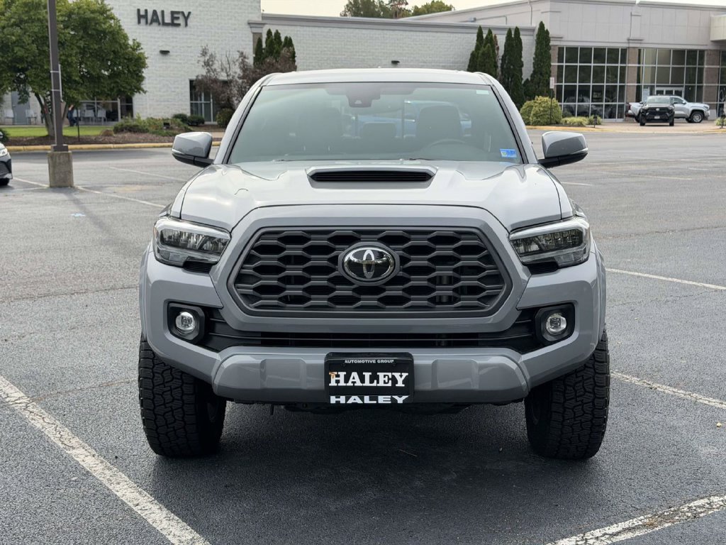 Certified Used 2020  Toyota TRD Sport image 25