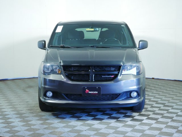 Used 2018 Dodge Grand Caravan SE Plus with VIN 2C4RDGBG3JR201932 for sale in Shakopee, Minnesota