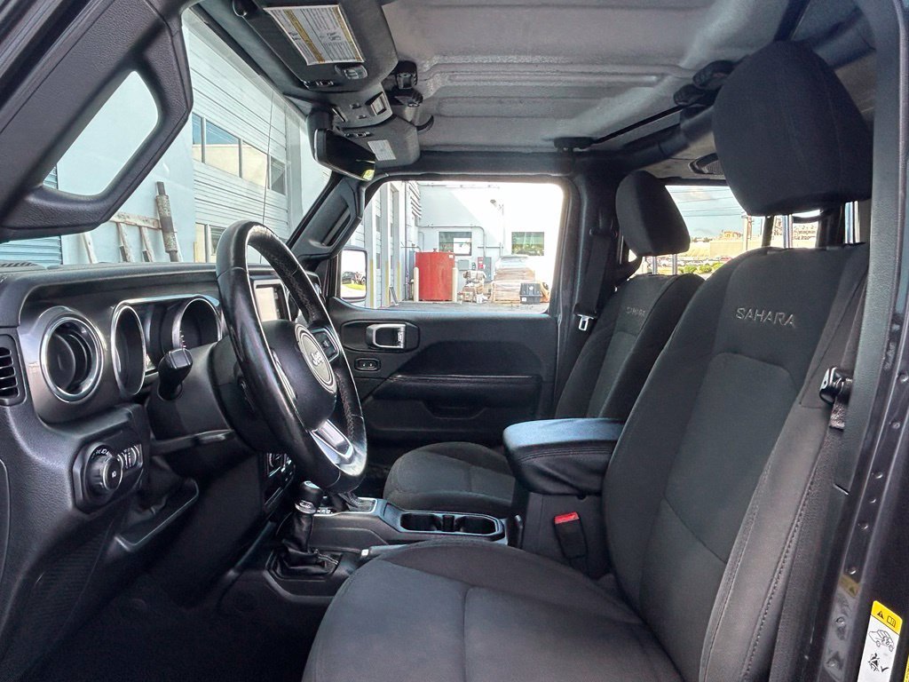 Used 2018 Gray Jeep Unlimited Sahara image 15