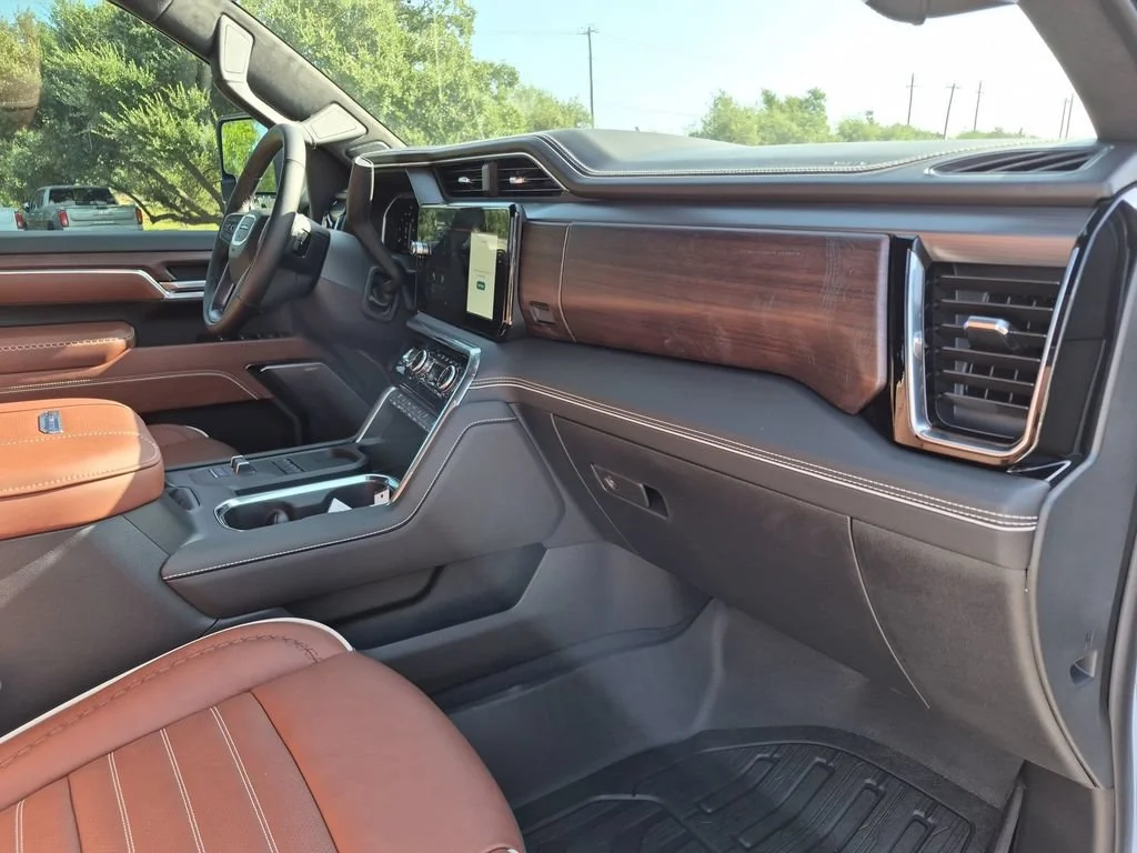 2026 GMC Sierra 2500HD Denali Ultimate - Photo 44