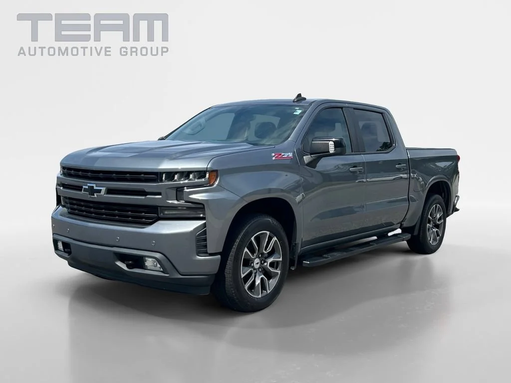 Used 2020 SATIN STEEL METALLIC Chevrolet RST image 3