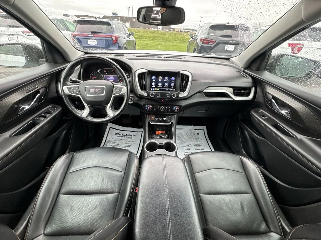 Used 2021 Silver GMC SLT image 21