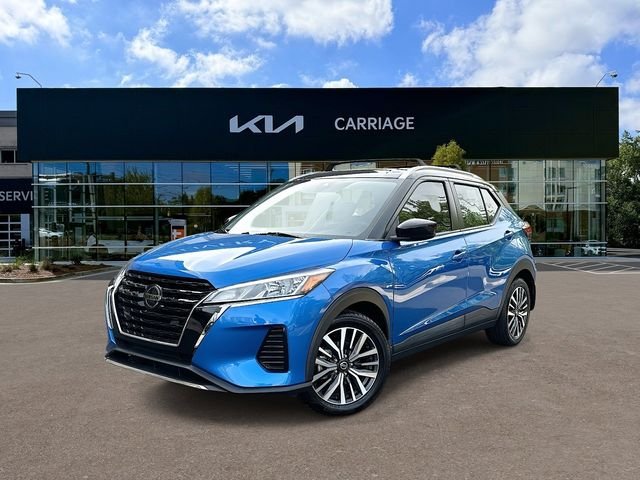 Used 2021 Blue Nissan SV image 1