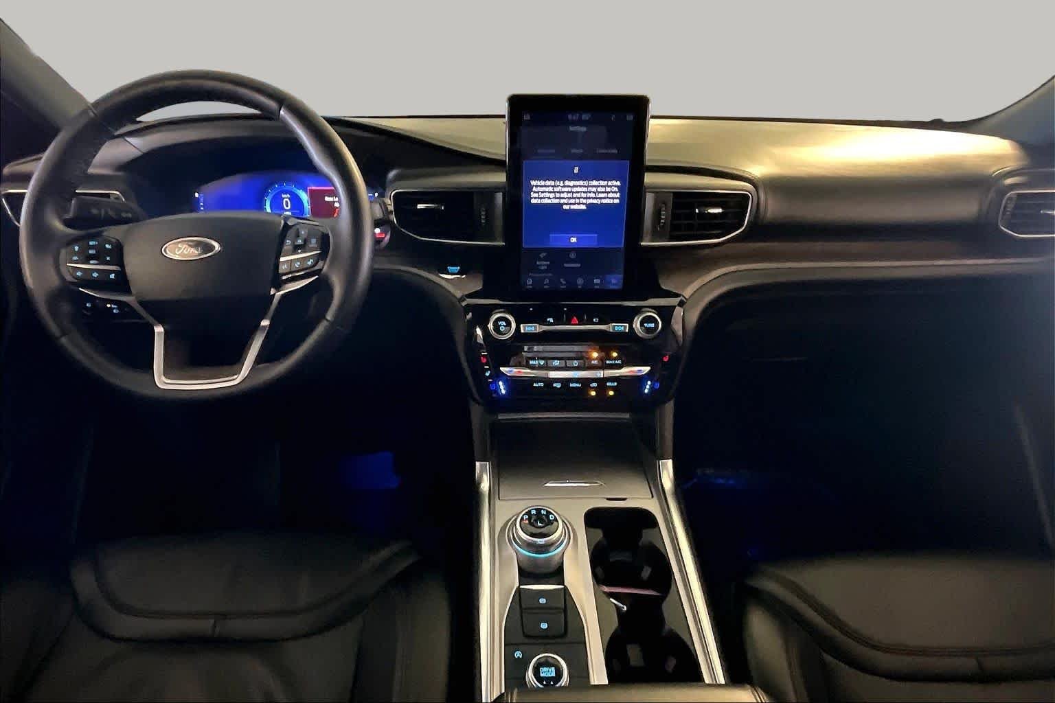 Used 2023 Star White Metallic Tri-Coat Ford Platinum image 13