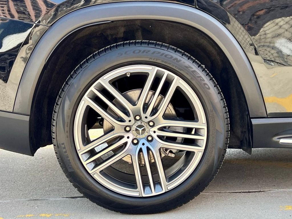 Certified Used 2026 Black Mercedes-Benz GLS 450 image 49