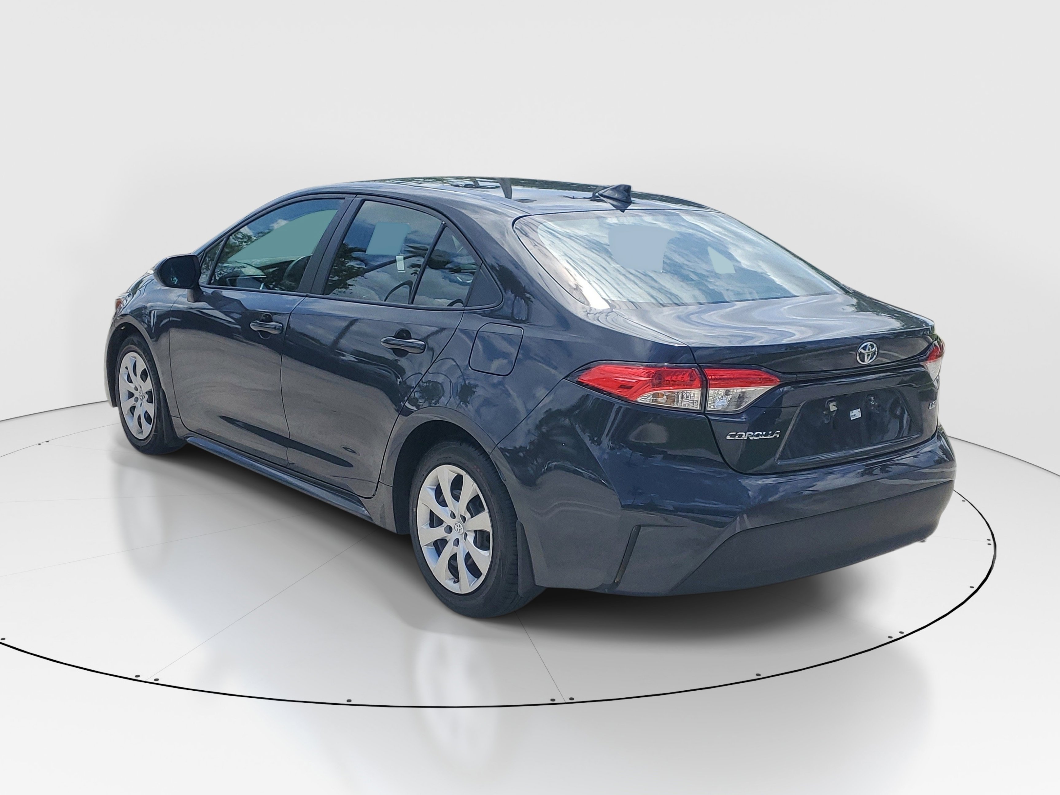 Certified Used 2025 Underground Toyota LE image 5