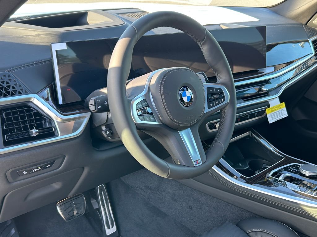 New 2026 Alpine White BMW xDrive40i image 13