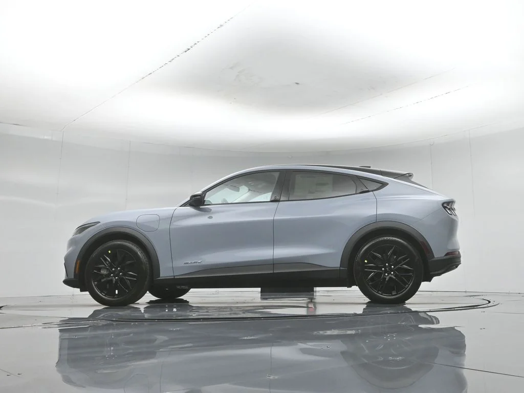 New 2026 Glacier Gray Metallic Tri-coat Ford Select image 50