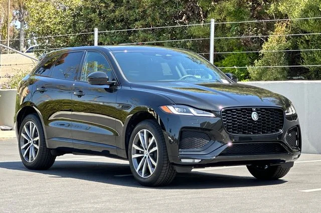 New 2026 Santorini Black Jaguar P250 R-Dynamic S image 7