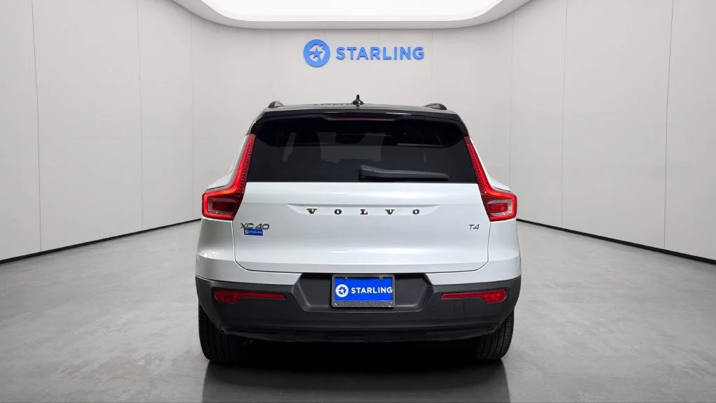 2021 Volvo XC40 R-Design - Photo 7