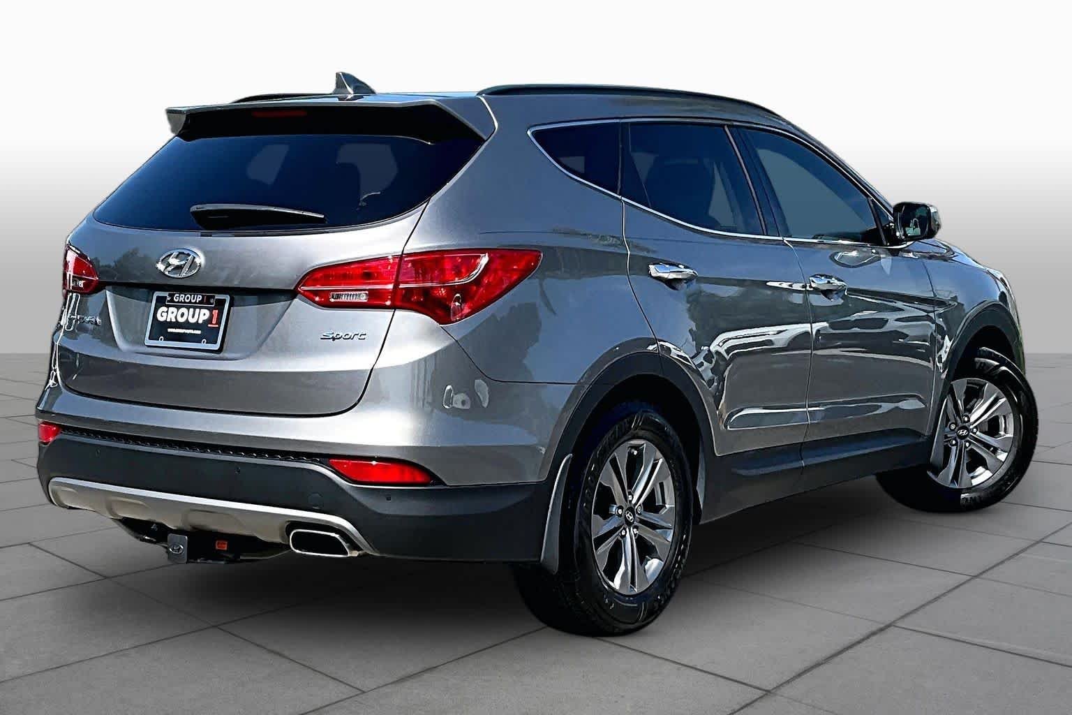 Used 2015 Mineral Gray Hyundai  image 13