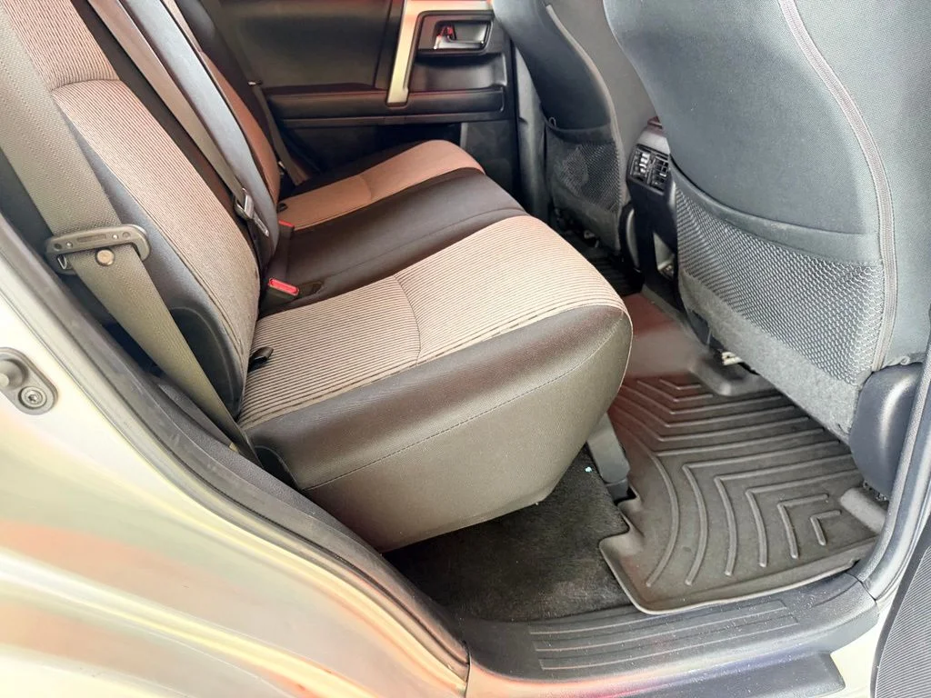 Used 2021 Silver Toyota SR5 image 34