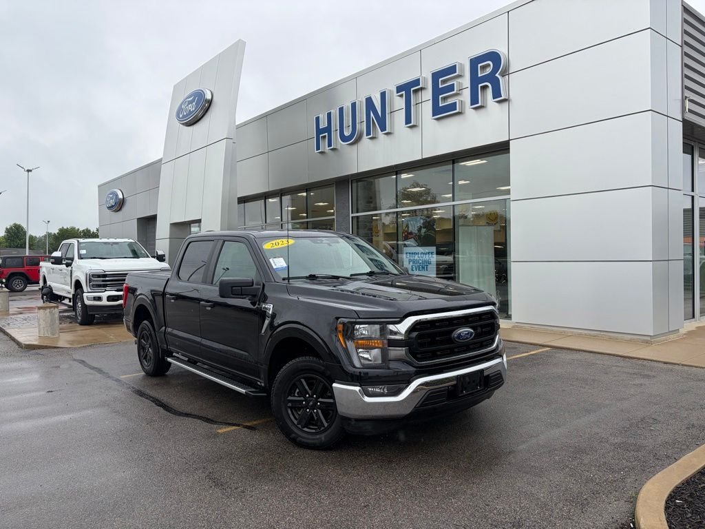 Certified Used 2023 Agate Black Metallic Ford XLT image 1