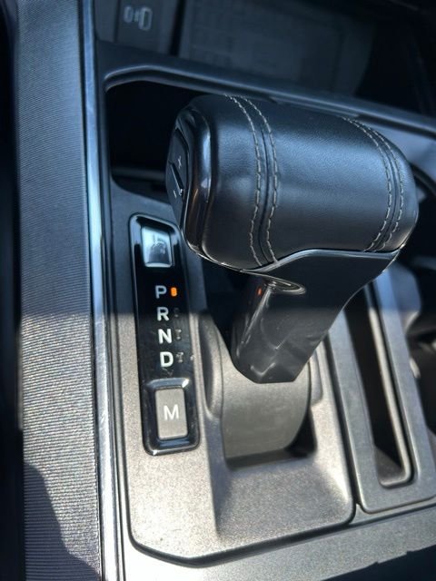 Used 2022 Red Ford Platinum image 19