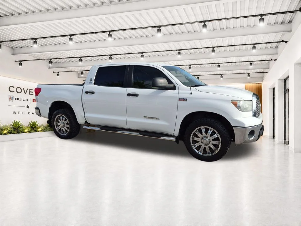 Used 2012 White Toyota Grade image 16