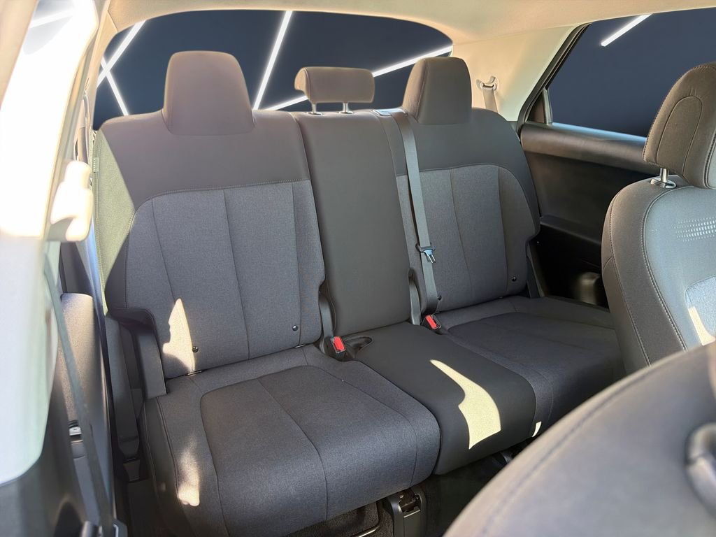 Used 2024 Black Hyundai SEL image 24