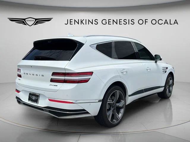 Used 2025 White Genesis 3.5T Prestige image 3