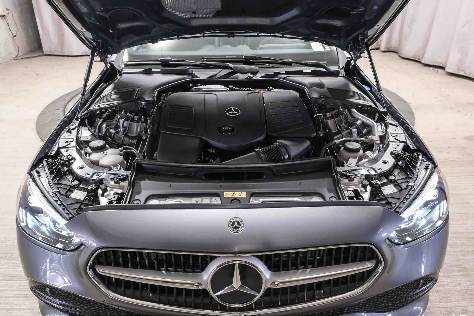 New 2026 Selenite Grey Metallic Mercedes-Benz C 300 image 31