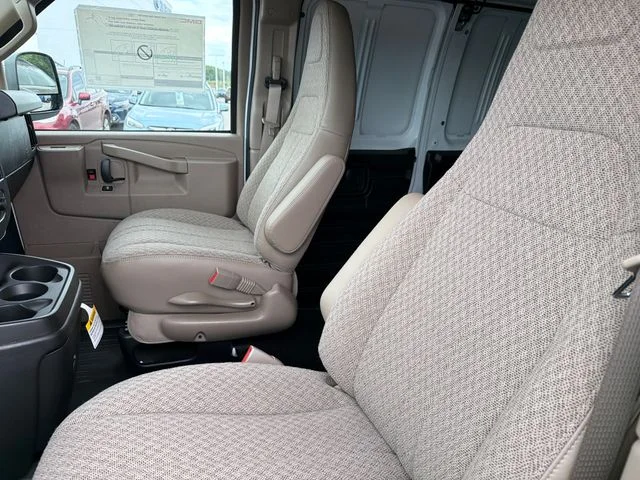 New 2026 White GMC Work Van image 18