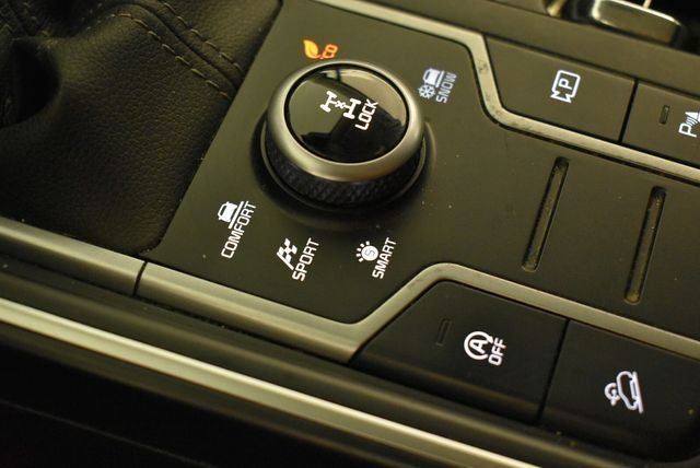2023 Kia Sorento X-Line S - Photo 25