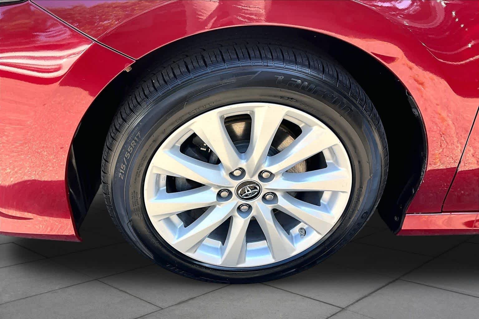 Used 2018 Ruby Flare Pearl Toyota LE image 11