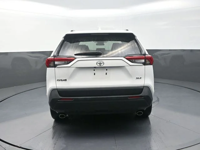 Used 2024 White Toyota XLE image 7