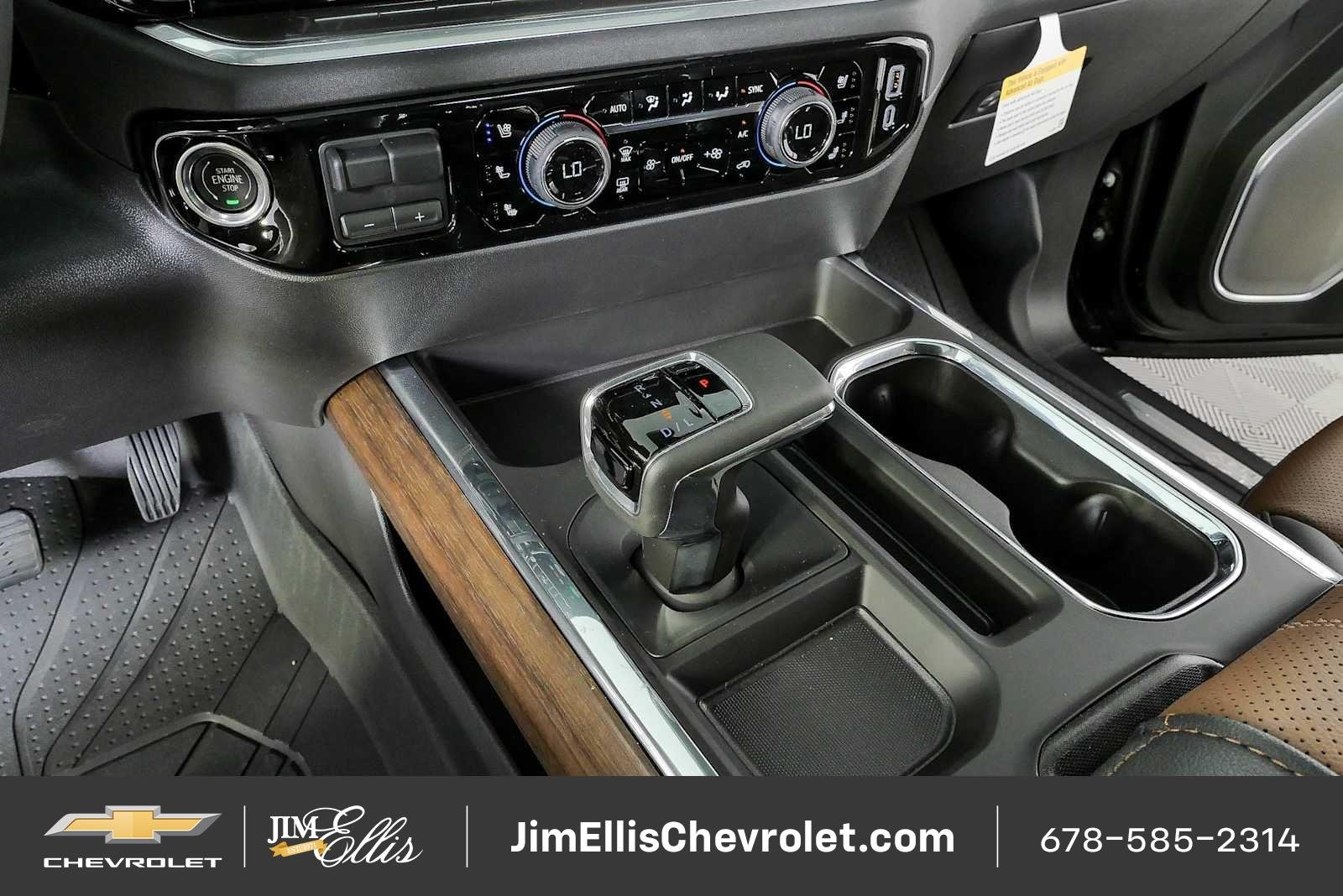 New 2026 Black Chevrolet High Country image 19