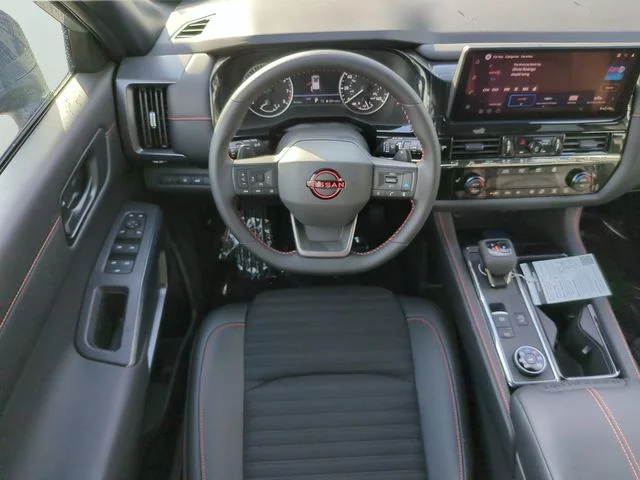 New 2026 Boulder Gray Pearl / Super Black Two-tone Nissan Rock Creek® image 11