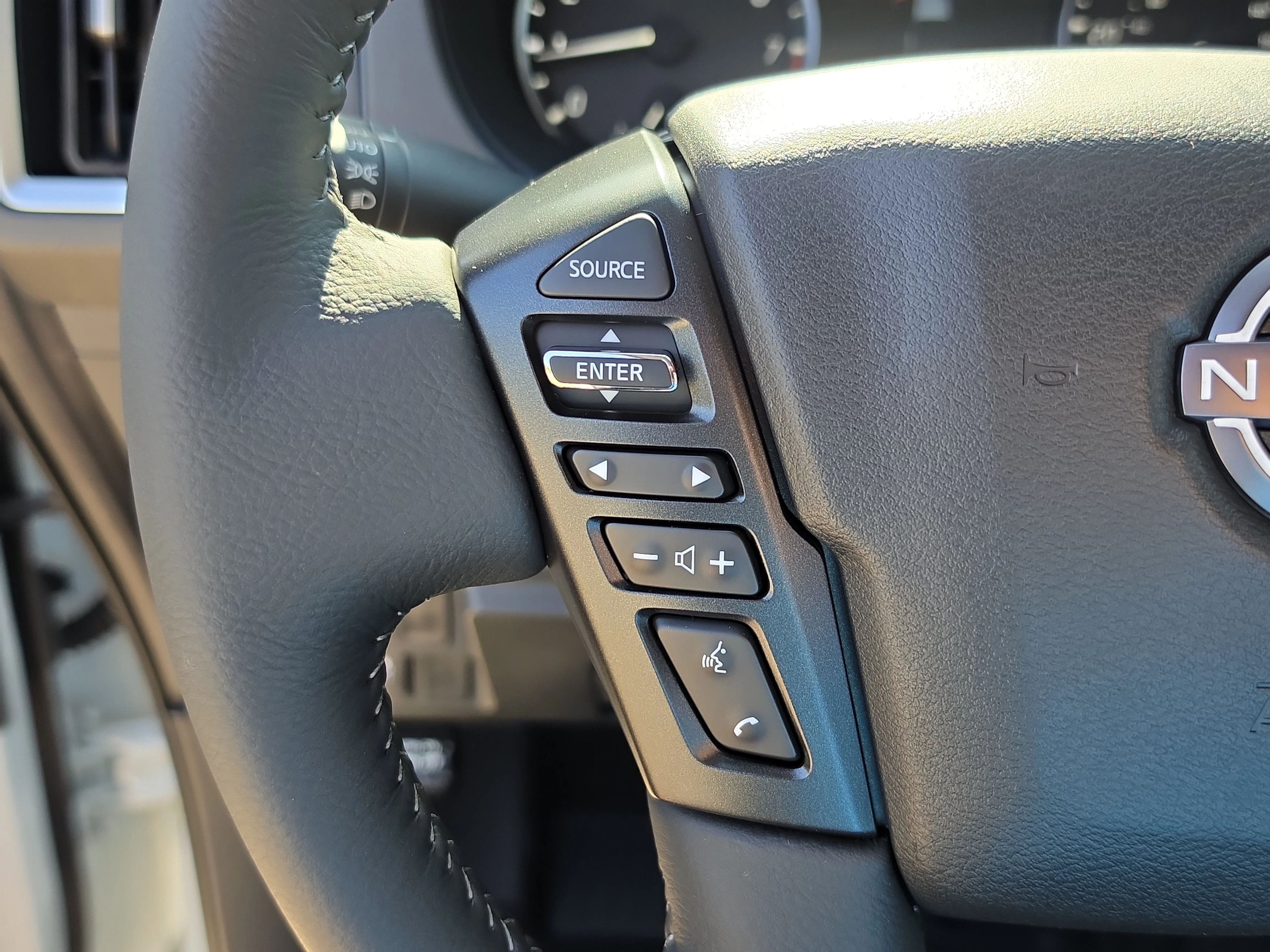 New 2026 Glacier White Nissan Crew Cab SV image 29