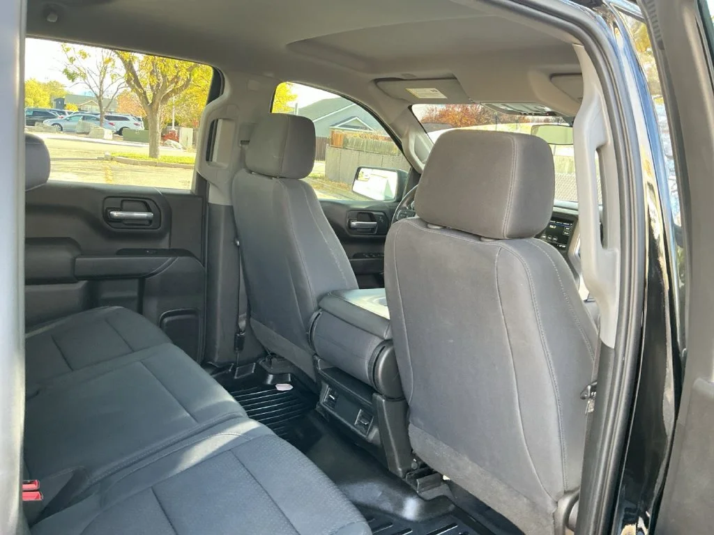 Used 2019 BLACK Chevrolet Custom Trail Boss image 32