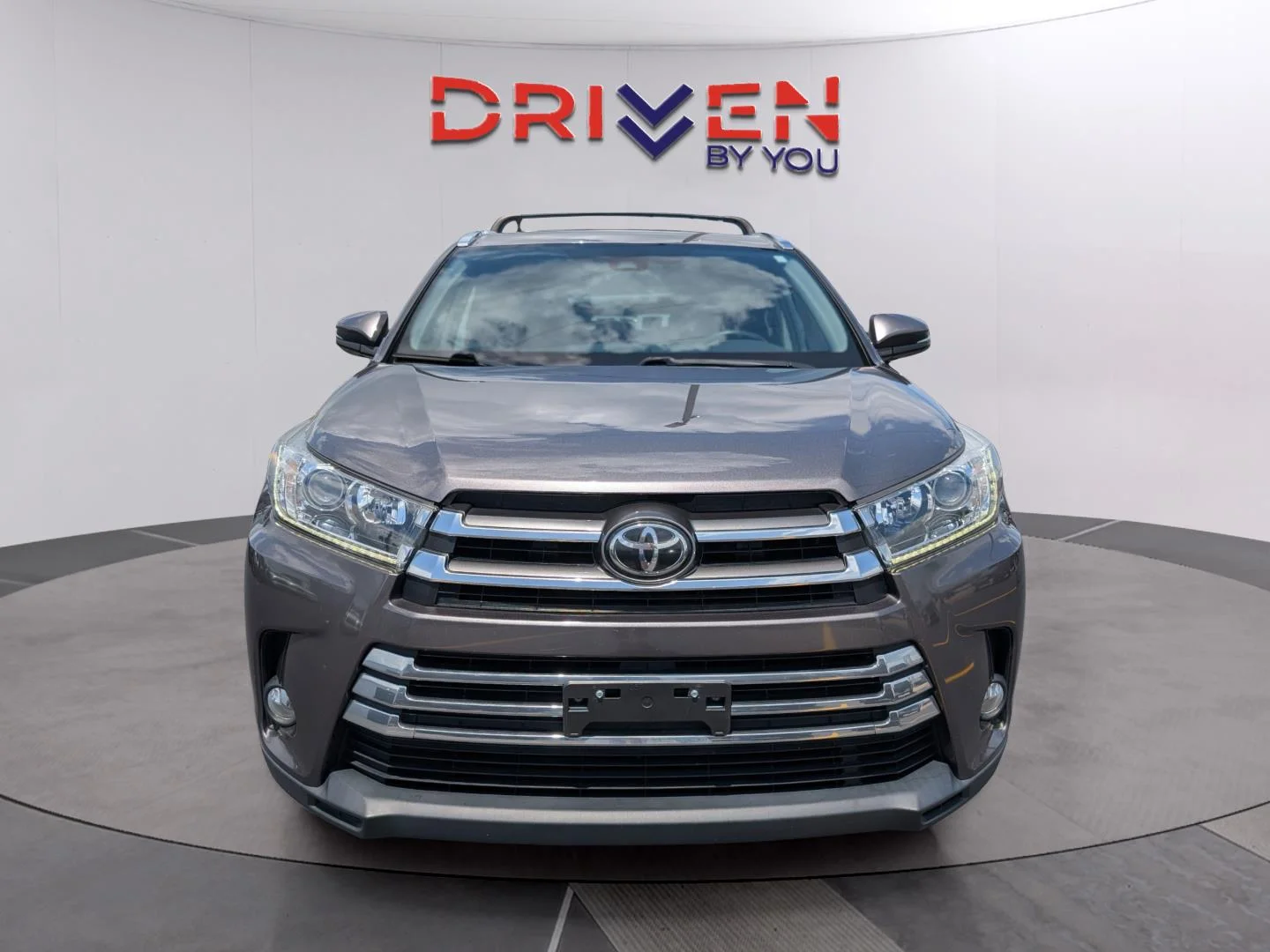 Used 2017 Predawn Gray Mica Toyota Limited image 8