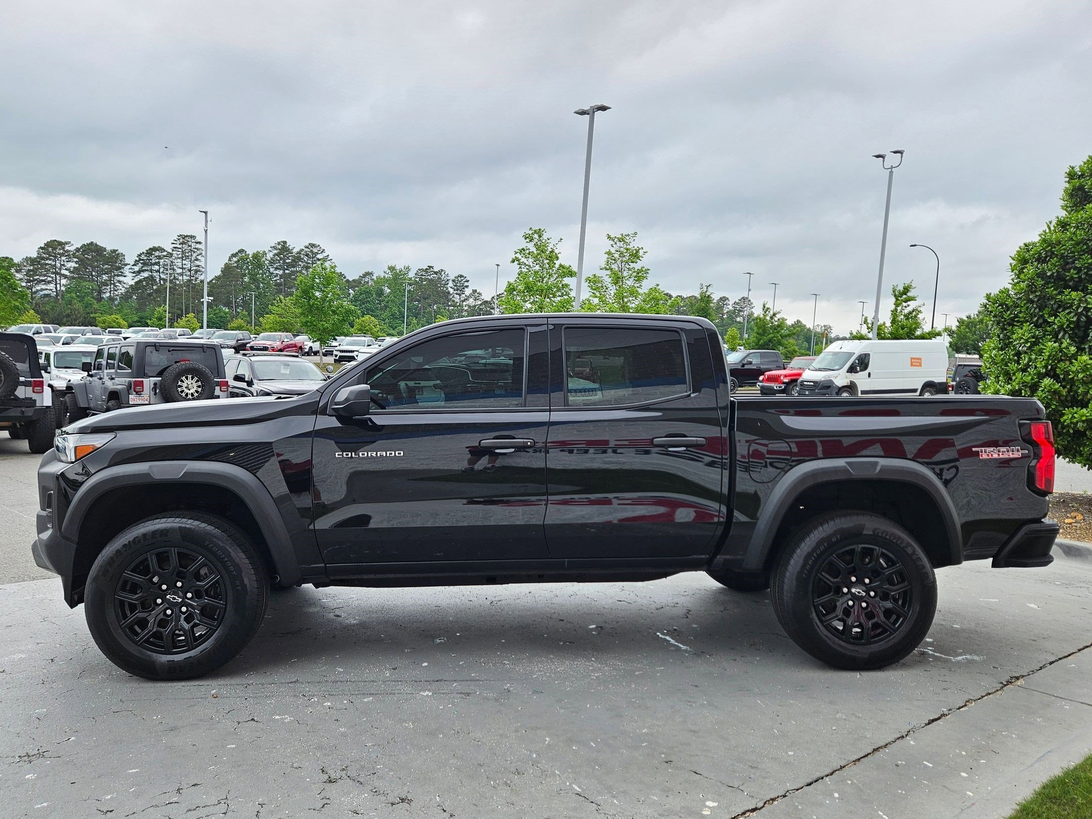 Used 2023 Black Chevrolet 4WD Trail Boss image 4