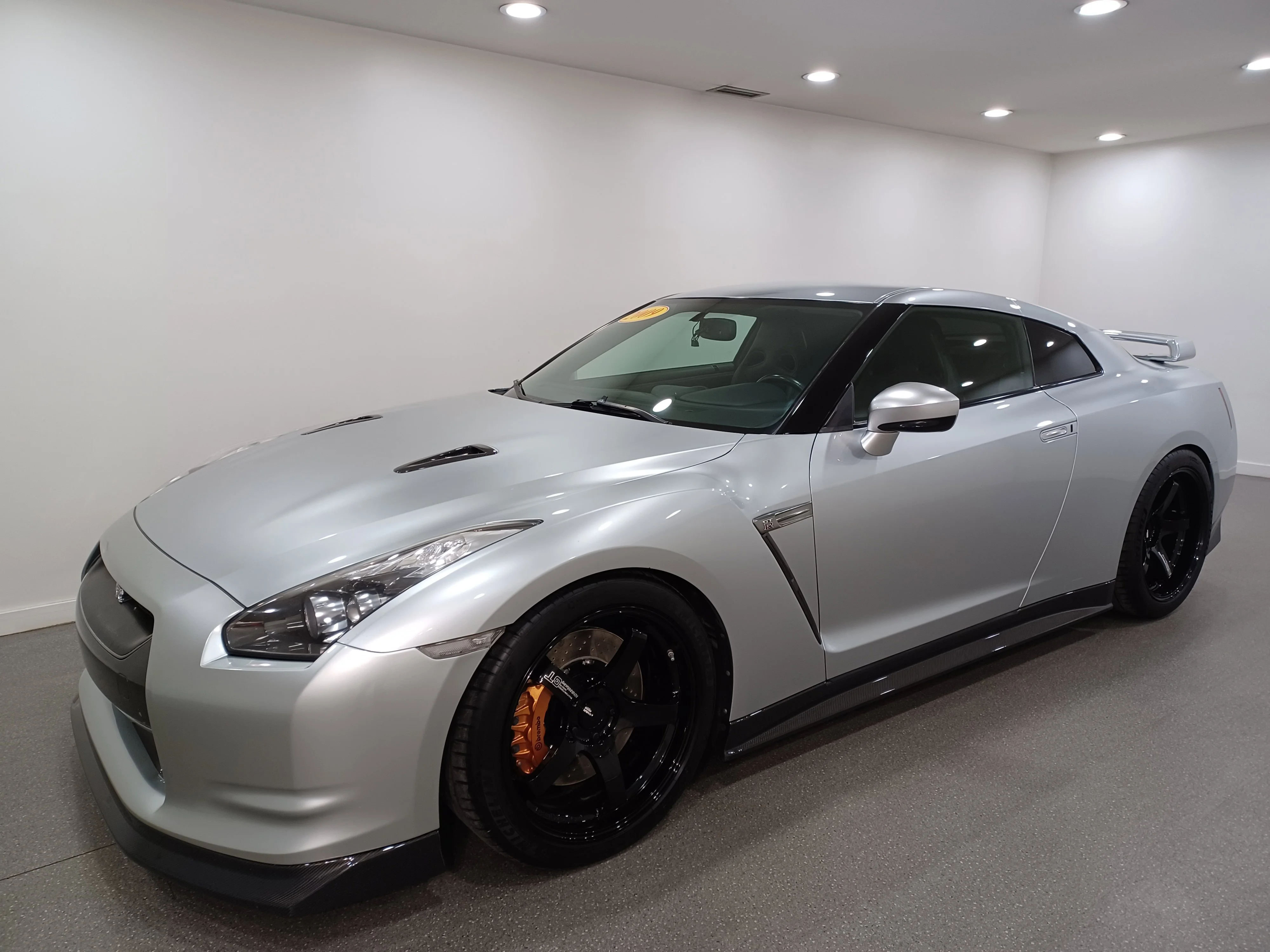 Used 2009 Silver Nissan Premium AWD*480HP!!! | Advan Wheels | Brembo Brakes | Htd Alcantara Seats | Bose Audio | Nav image 2