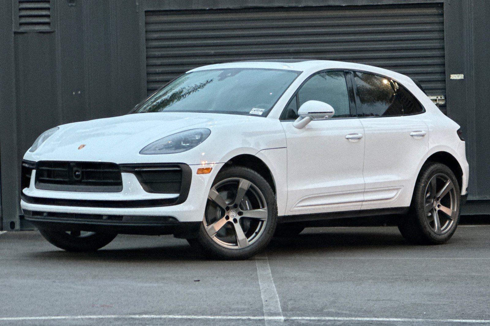 2026 Porsche Macan Base