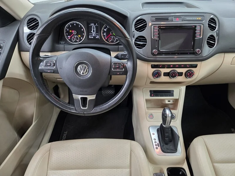 Used 2017 White Volkswagen Wolfsburg Edition image 10