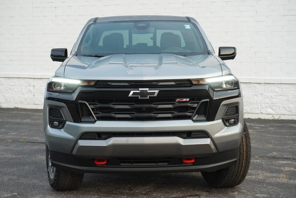 New 2026 Sterling Gray Metallic Chevrolet Z71 image 5