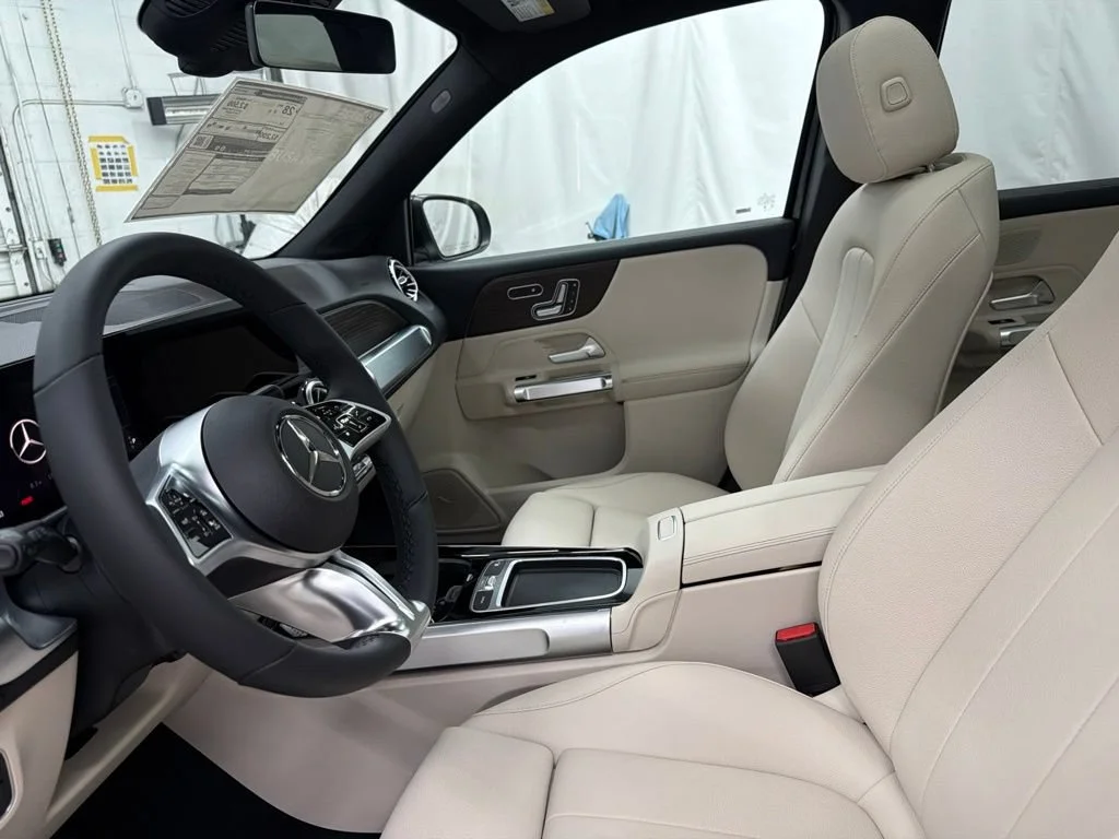 New 2026 Black Mercedes-Benz GLB 250 image 14