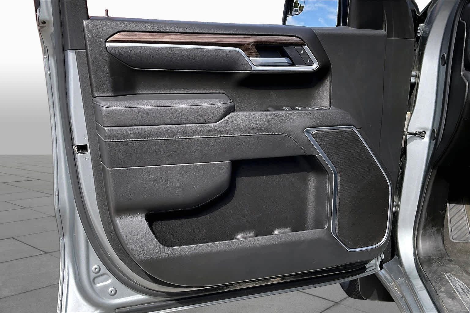 Used 2026 Sterling Gray Metallic Chevrolet RST image 19