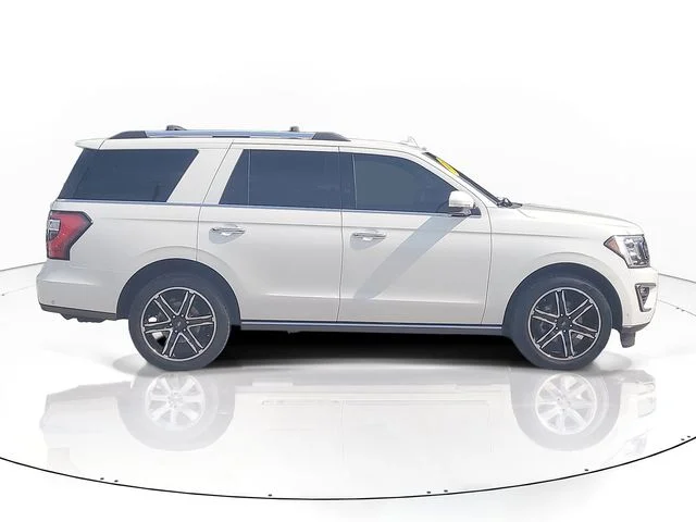 Used 2021 White Ford Limited image 4
