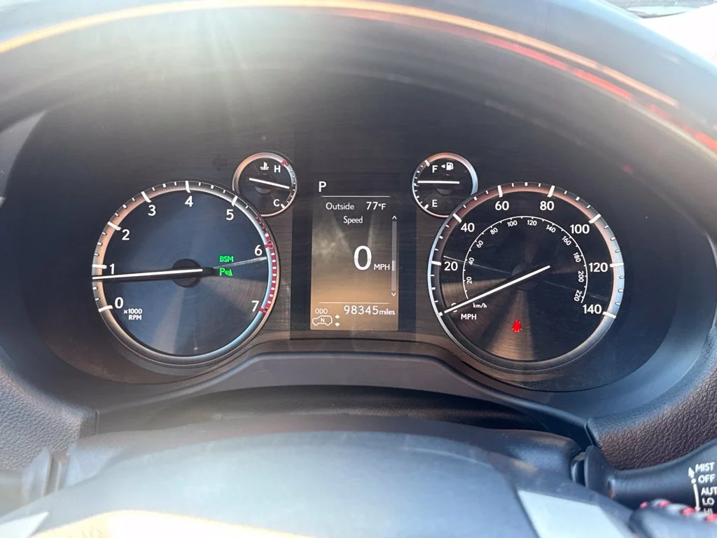 Used 2021 White Lexus 460 Luxury image 24
